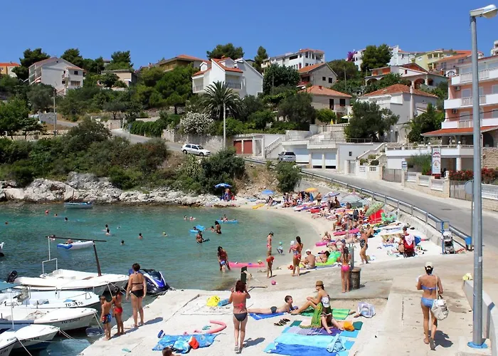 Apartman With A Parking Space Okrug Gornji, Ciovo - 14912 *